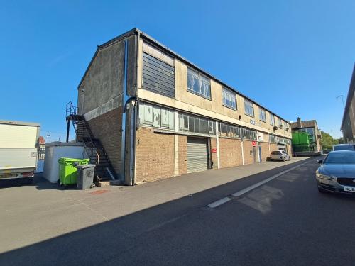 Unit 1, 87 Beddington Lane, Croydon, CR0