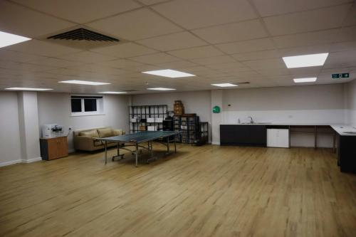 16a, Westfield Industrial Estate, Portsmouth Road, Horndean, PO8