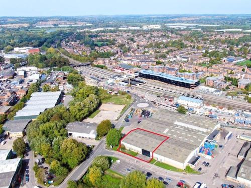 Unit 2 Riverside, Tramway Industrial Estate, Banbury, OX16
