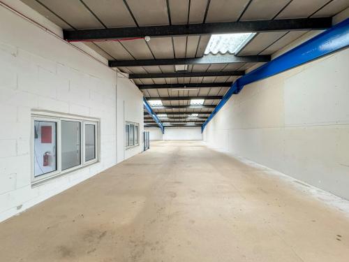 Heathway Industrial Estate, 13A Manchester Way, Dagenham, RM10