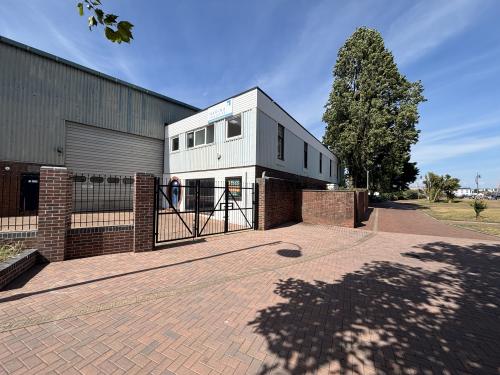 12-18 Endeavour Quay, Mumby Road, Gosport, PO12