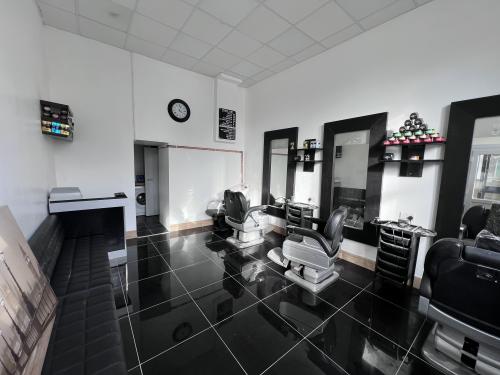 Unit 2, 1 Bridge Street, Fordingbridge, SP6