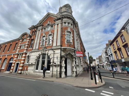 Unit 2, 67 St. Thomas Street, Weymouth, DT4