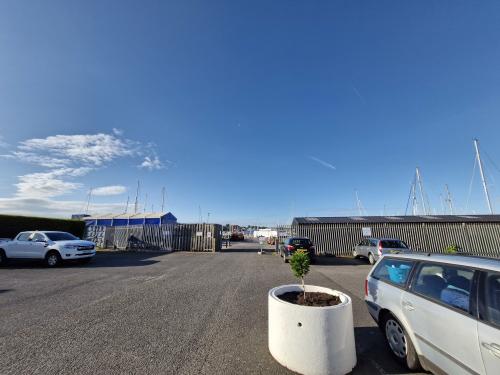 various units Bitterne Manor, Kemps Quay Industrial Park, Quayside Road, Southampton, SO18