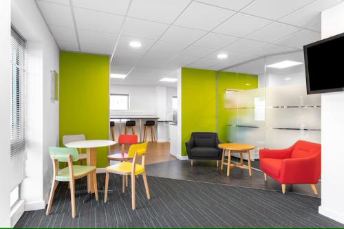 Basepoint, Harts Farm Way, Havant, PO9