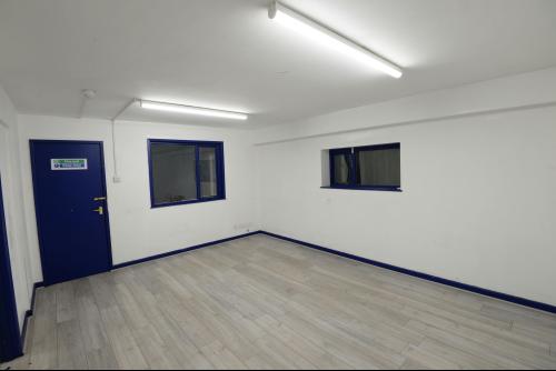 Northbank Industrial Estate, Gilchrist Road, Irlam, Manchester, M44