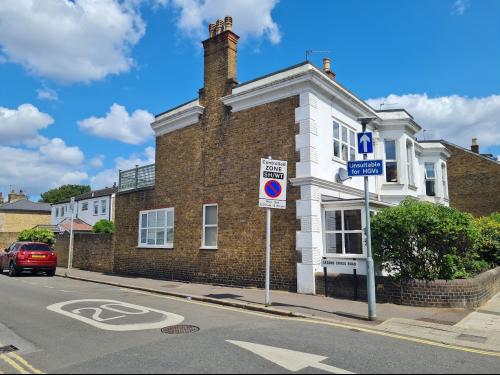 38 Hampton Road, Twickenham, TW2