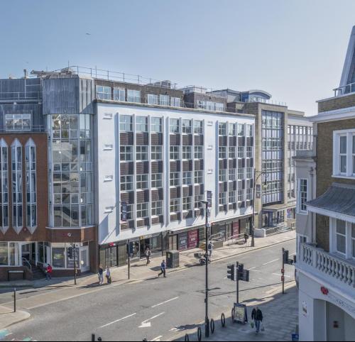 96-99 Queens Road, Brighton, BN1