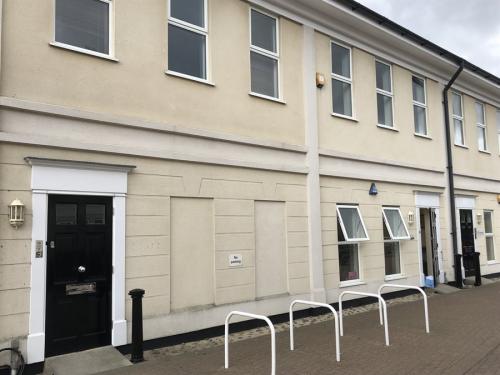 11, Castle Business Village, Hampton, TW12