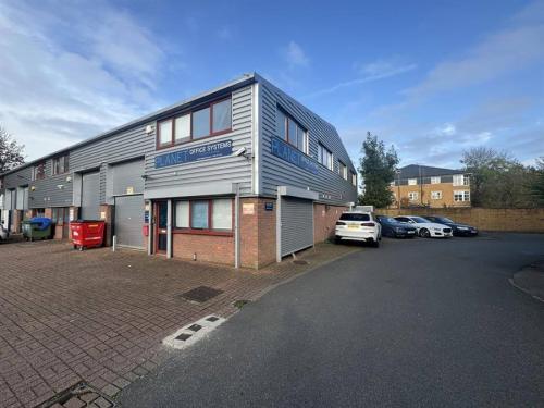Unit 6 Devonshire Court, Victoria Road, Feltham, TW13