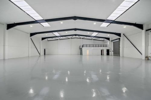 Unit 22, Severnside Trading Estate, Textilose Road, Trafford Park, Manchester, M17