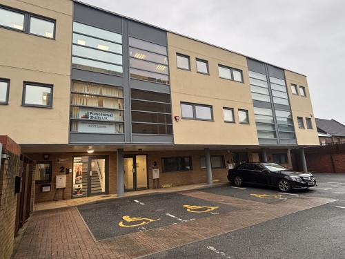 Unit 3 Gordon Mews, Gordon Close, Portslade, Brighton, BN41