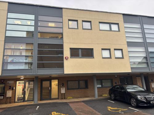 Unit 3 Gordon Mews, Gordon Close, Portslade, Brighton, BN41