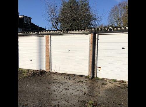 Garage 14, Shaef Way, Teddington, TW11