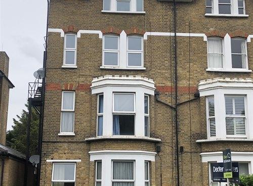 3 Ferry Road, Teddington , TW11