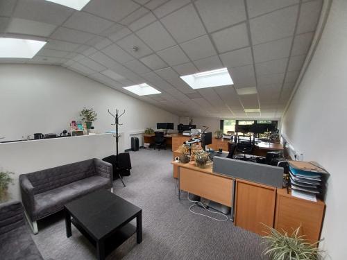 Unit 2 West Barn, Norton Lane, Norton, Chichester, PO20