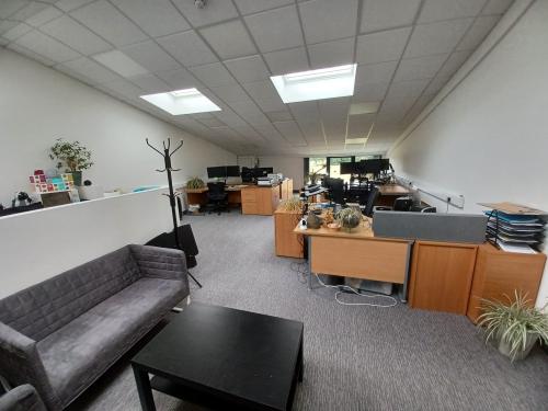 Unit 2 West Barn, Norton Lane, Norton, Chichester, PO20