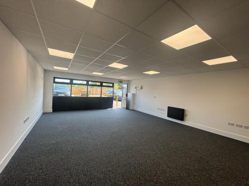 Unit 4b, Snetterton Business Park, Harling Road, Snetterton, Norwich, NR16