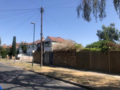 38 Hatherop Road, Hampton, TW12