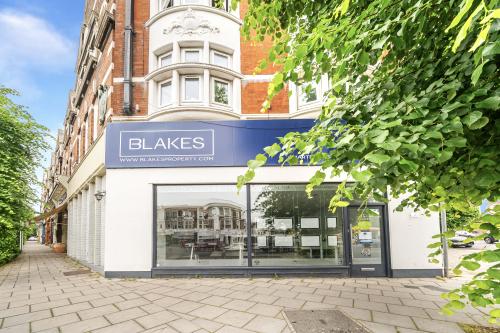 2 Kingston Hill, Kingston upon Thames, KT2