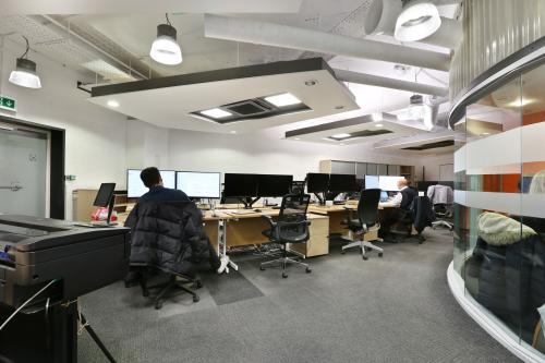 Unit 2 & 3, 5 Bear Lane, Southwark, London, SE1