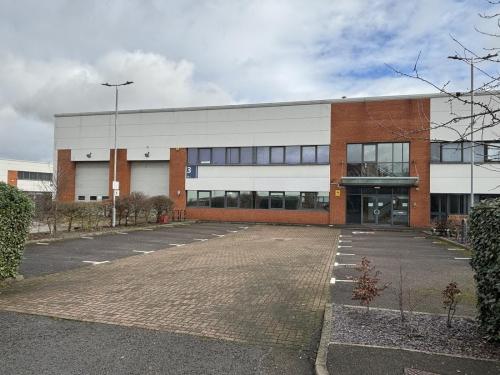 Unit 3, Links Industrial Estate, Popham Close, Hanworth, TW13