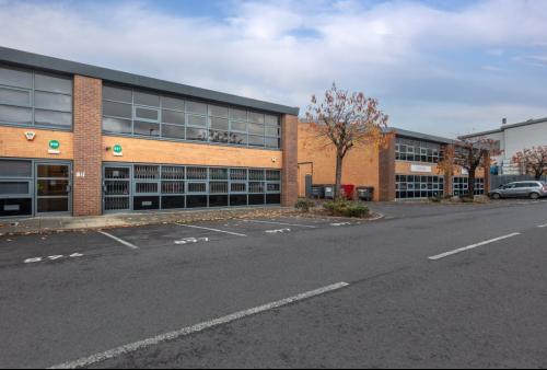 Slough Trading Estate, 897 Plymouth Road, Slough, SL1