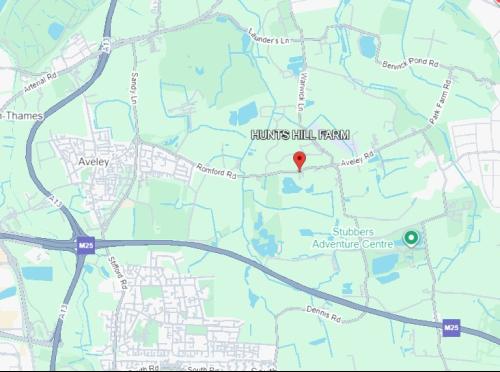 5.81 Acres Hunts Hill Farm, Aveley Road, Upminster, RM14