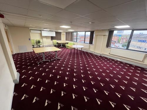78-80 Burleys Way, Leicester, LE1