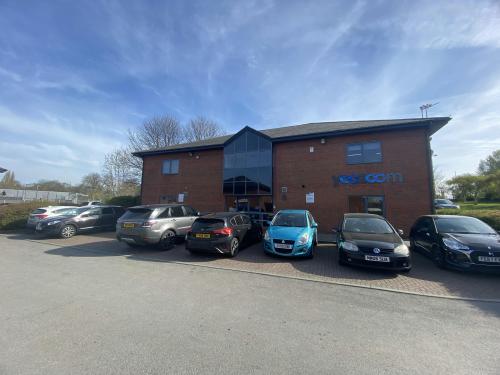 Unit 8, Gemini Business Park, Sheepscar, Leeds, LS7