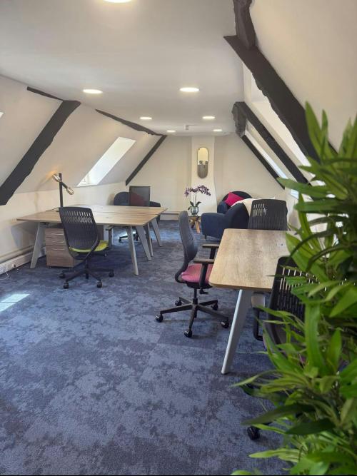 Allsopp Suite, 13 Upper High Street, Thame, OX9