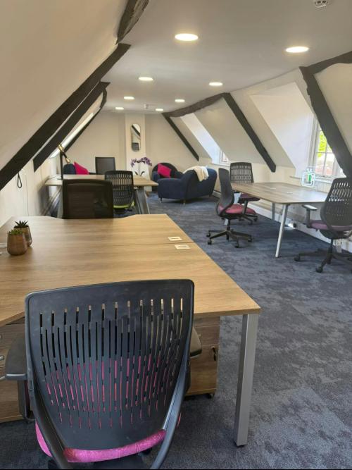 Allsopp Suite, 13 Upper High Street, Thame, OX9