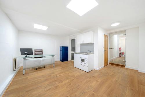 9 Spring Street, Paddington, London, W2