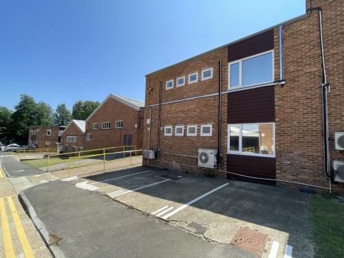 Unit 11, Mace Industrial Estate, Mace Lane, Ashford, TN24