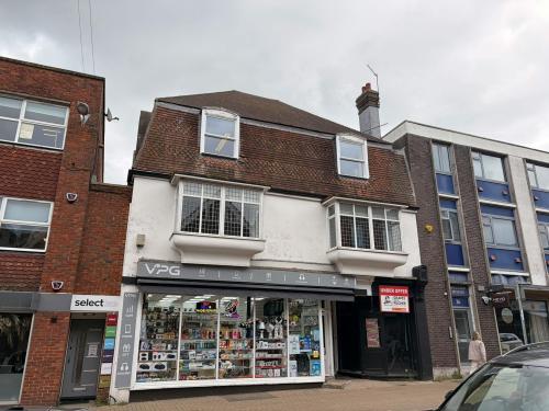 28 Church Road, Burgess Hill, RH15