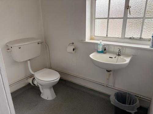 28 Church Road, Burgess Hill, RH15
