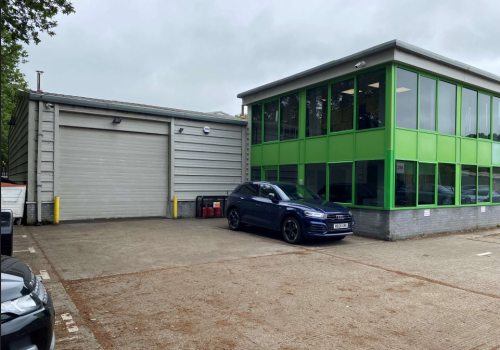 Unit 10, Hogwood Lane Industrial Estate, Marino Way, Finchampstead, Wokingham, RG40