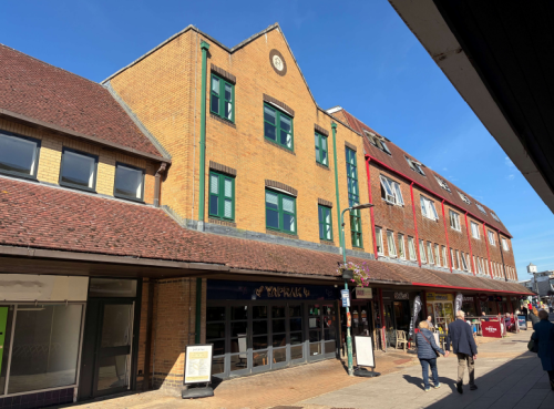 61/63 Crockhamwell Road, Woodley, Reading, RG5