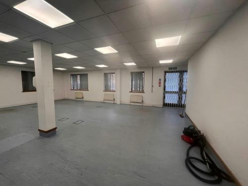 Unit 2 Chiltern Court, Asheridge Road, Chesham, HP5