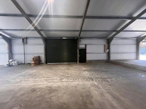 Industrial Units, Oakcroft Farm, Boarstall, Aylesbury, HP18