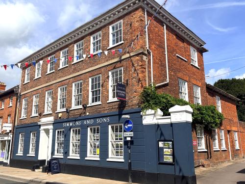 Office 9, 32 Bell Street, Henley-on-Thames, RG9