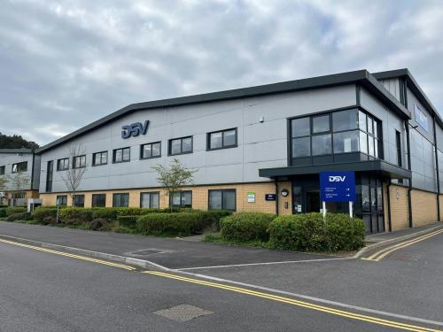Unit 3, The Fulcrum Centre, Vantage Way, Poole, BH12
