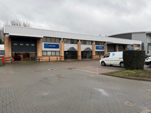 8 Applegarth Drive, Questor Estate, Hawley Road, Dartford, DA1