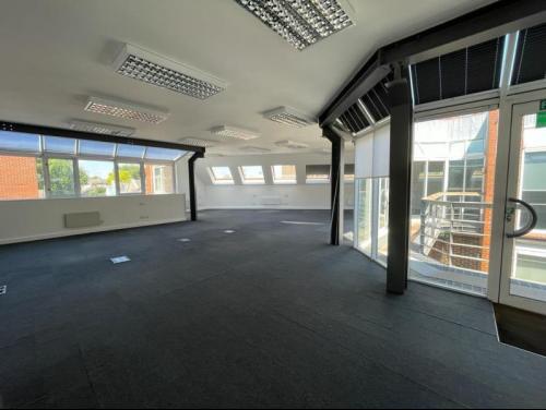 Unit 8, Plaza Gardens, Putney, London, SW15