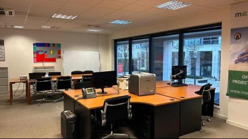Unit 7, Fulham Business Exchange, Fulham, London, SW6