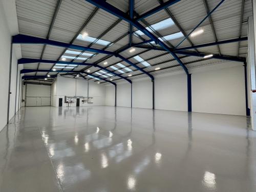 7 Caxton Park, Elm Farm Industrial Estate, Caxton Road, Bedford, MK41