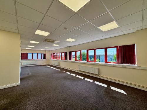 Unit 19, Chartmoor Road, Leighton Buzzard, LU7