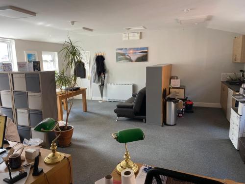 21 Manor Walk, Market Harborough, LE16