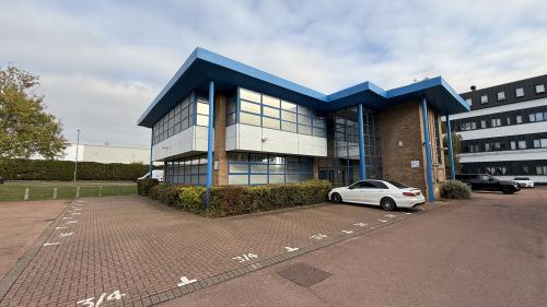 3/4 Essex House, Astra Centre, Edinburgh Way, Harlow, CM20