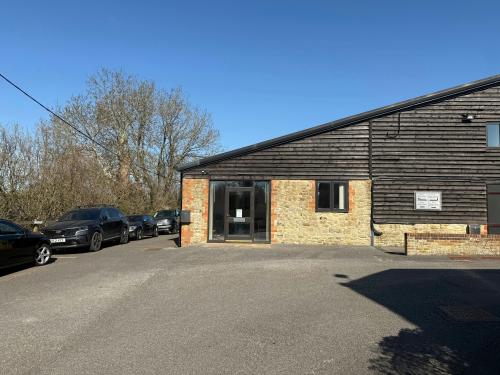 The Old Dairy, 1 Ellis Barn, Badbury, Swindon, SN4